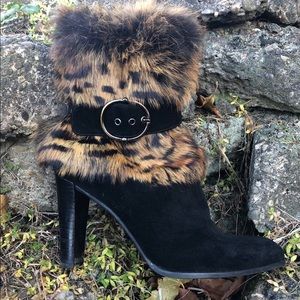 Stuart Weitzman Booties